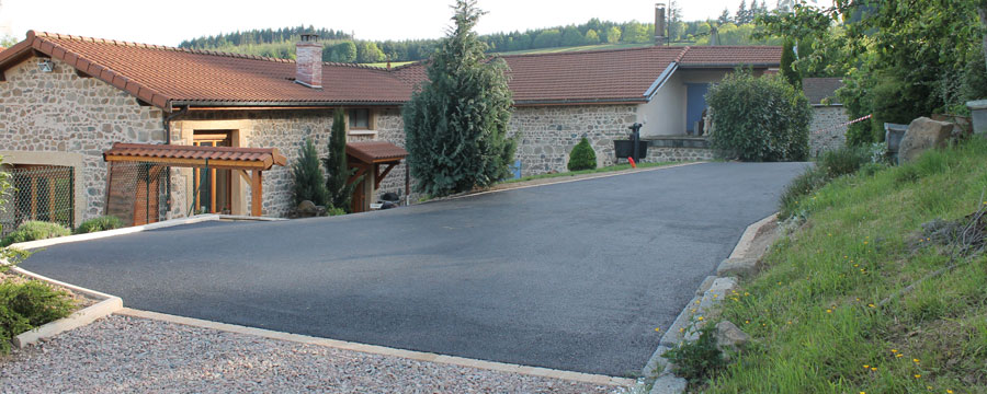 Goudronner vos voiries, travaux publics en haute vallée d'azergues